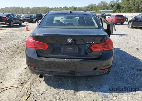 2018 BMW 320 I from USA, damaged, VIN WBA8A9C56JAH13556